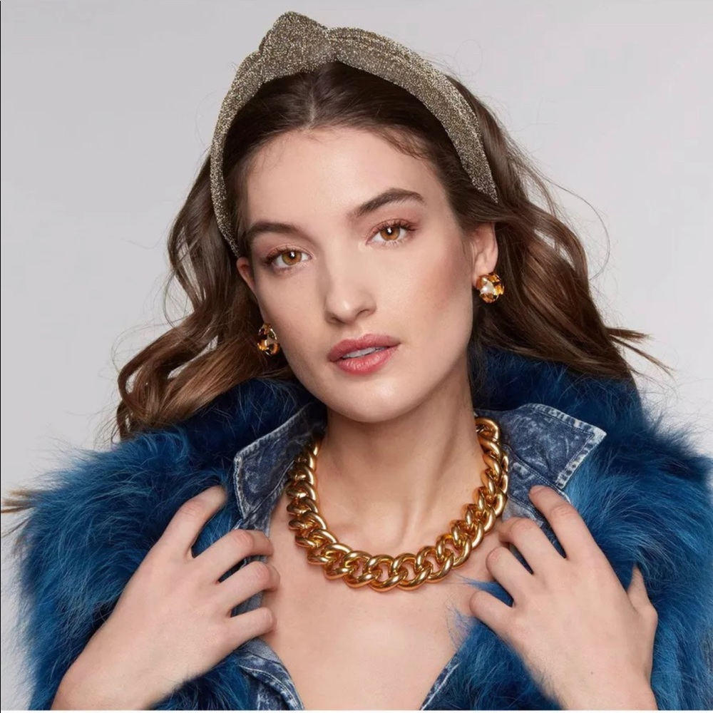 Lele Sadoughi Chunky Gold Link Chain Necklace with Mother of Pearl Clasp